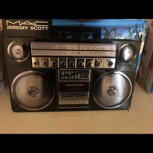 No longer sold Jeremy Scott MAC